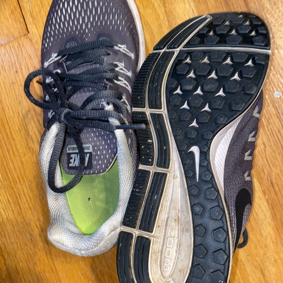 Nike Zoom Pegasus 33 - Picture 3 of 4